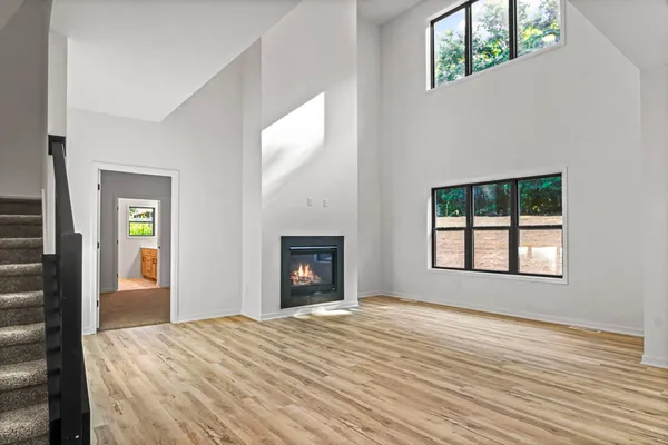 $613,500 | 48 Blarney Stone, Albany, WI 53502