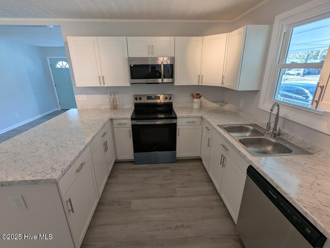 208 Sunset Road Jacksonville, NC 28546 - Photo 12 of 23 Kitchen area