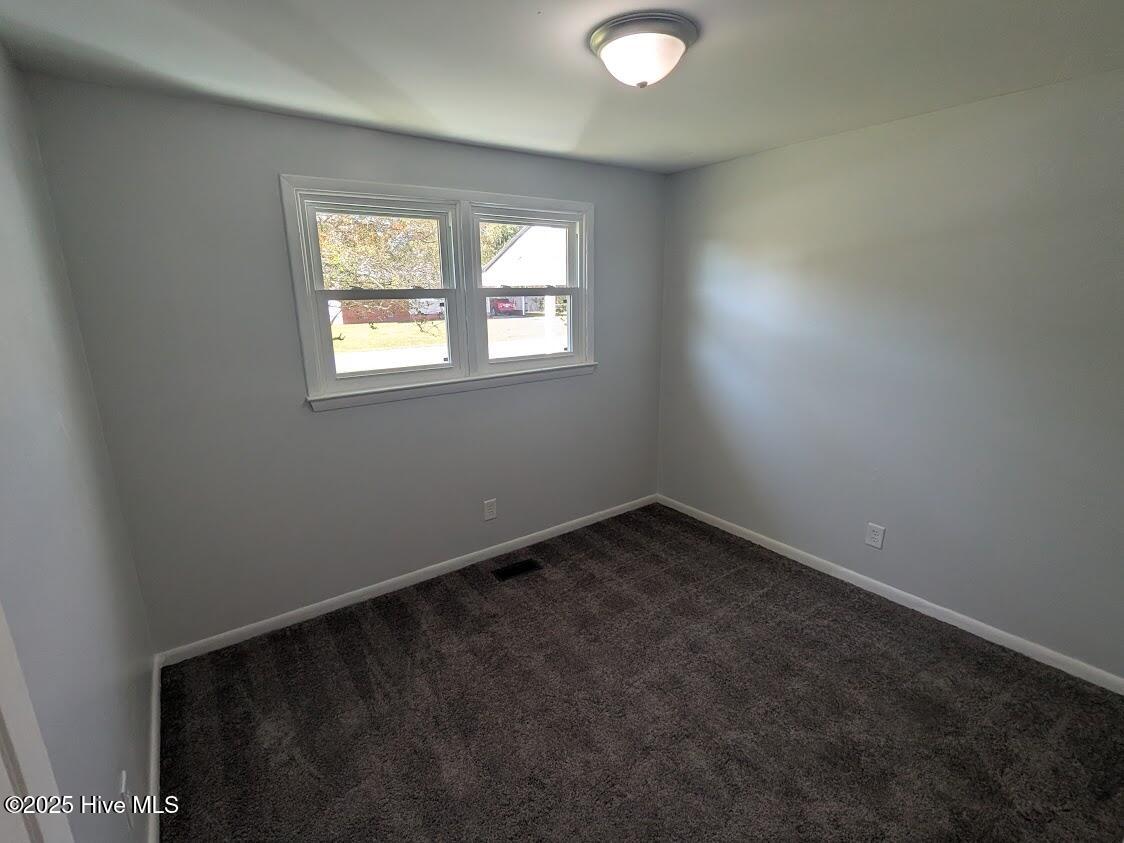 208 Sunset Road Jacksonville, NC 28546 - Photo 18 of 23 Bedroom 2