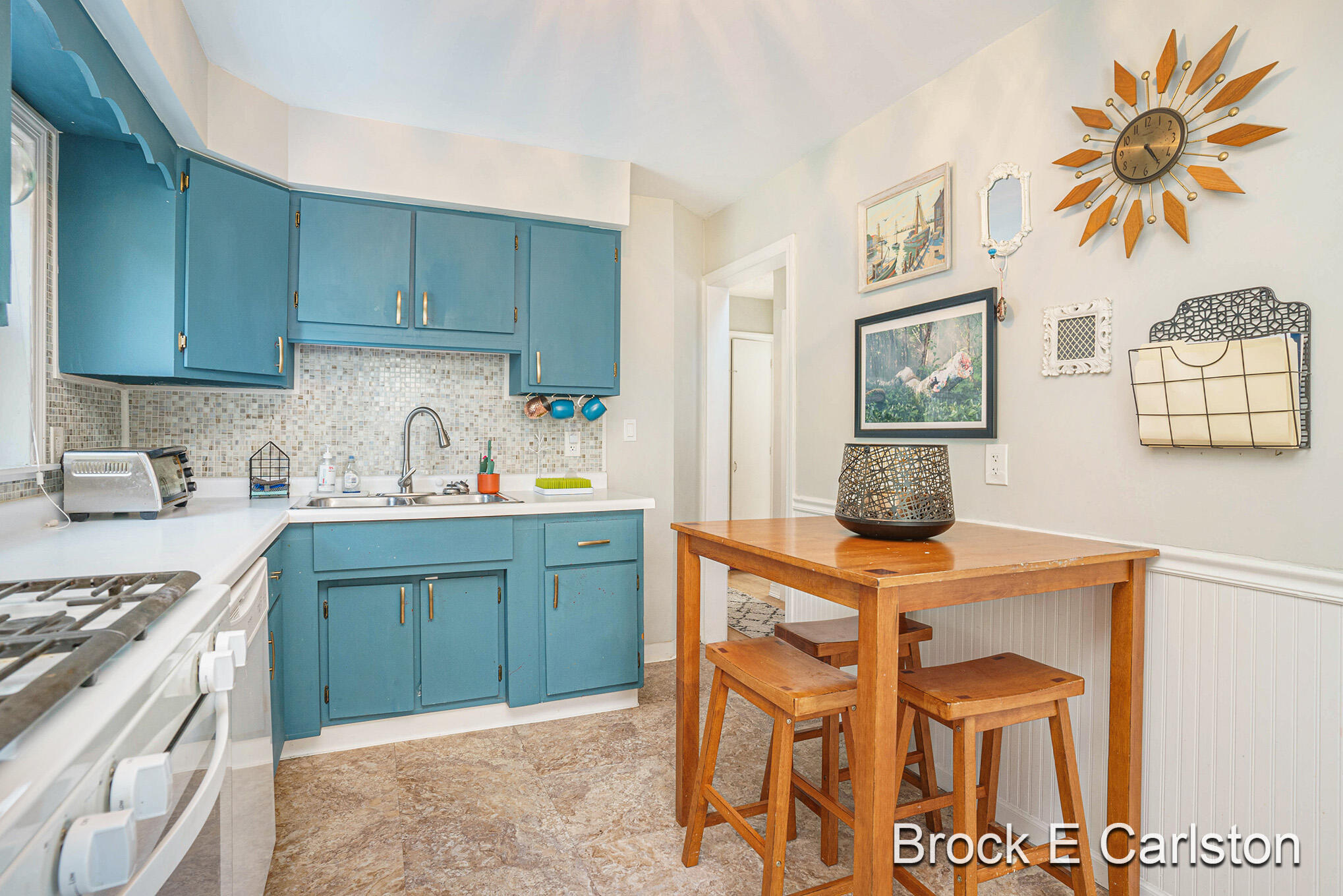 1358 Greenwich Road Muskegon, MI 49441 - Photo 14 of 38 DSC09533