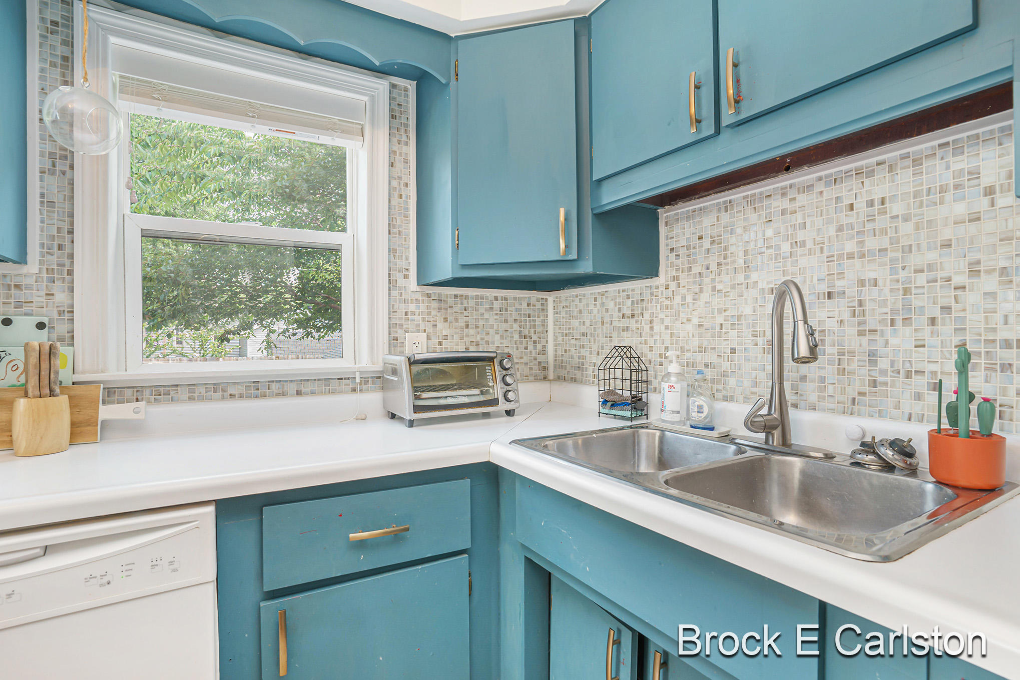 1358 Greenwich Road Muskegon, MI 49441 - Photo 15 of 38 DSC09531