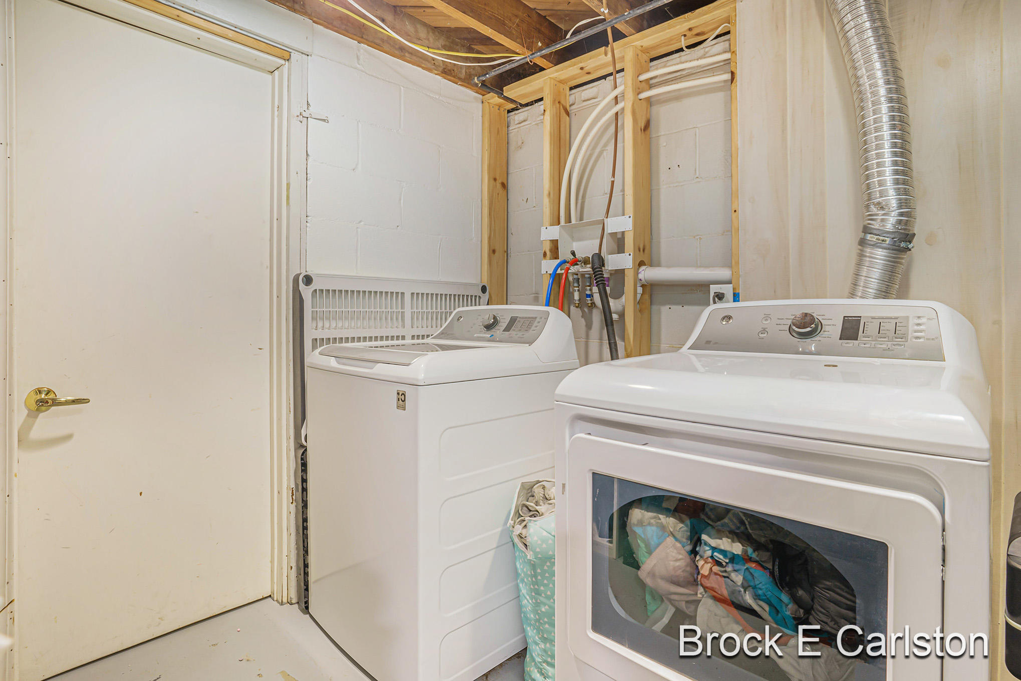 1358 Greenwich Road Muskegon, MI 49441 - Photo 23 of 38 DSC09544