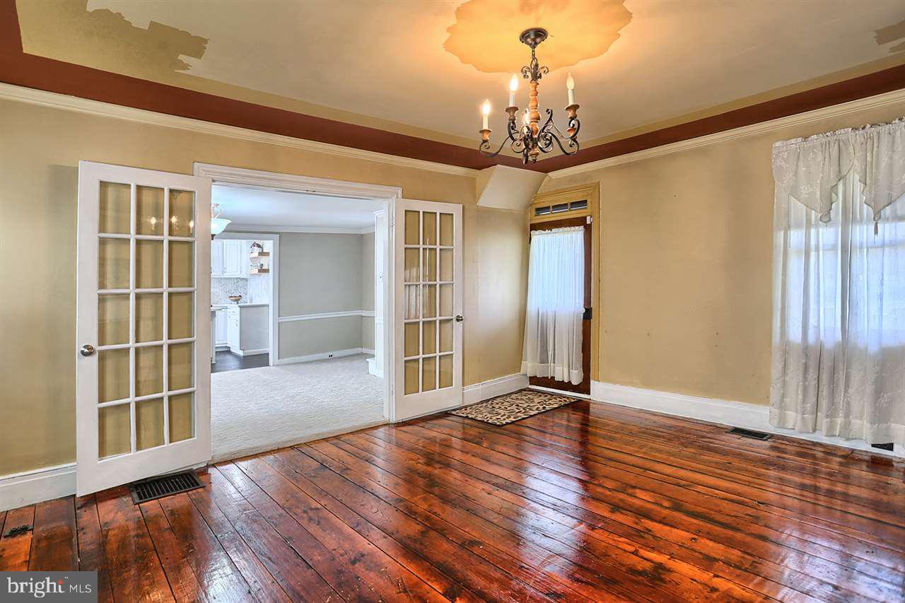 181 Ridge Hill Road Mechanicsburg, PA 17050 - Photo 11 of 25 Gallery Image 11