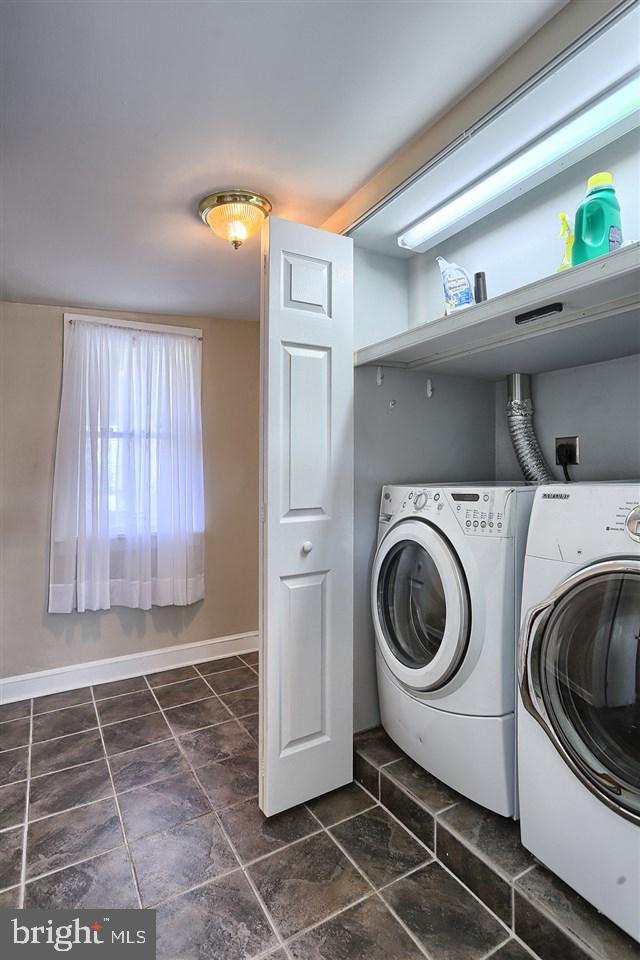 181 Ridge Hill Road Mechanicsburg, PA 17050 - Photo 12 of 25 Gallery Image 12