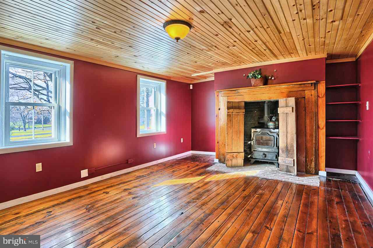 181 Ridge Hill Road Mechanicsburg, PA 17050 - Photo 15 of 25 Gallery Image 15