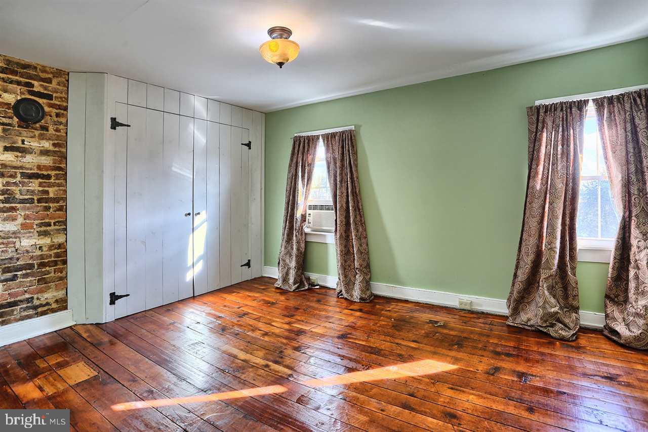 181 Ridge Hill Road Mechanicsburg, PA 17050 - Photo 16 of 25 Gallery Image 16