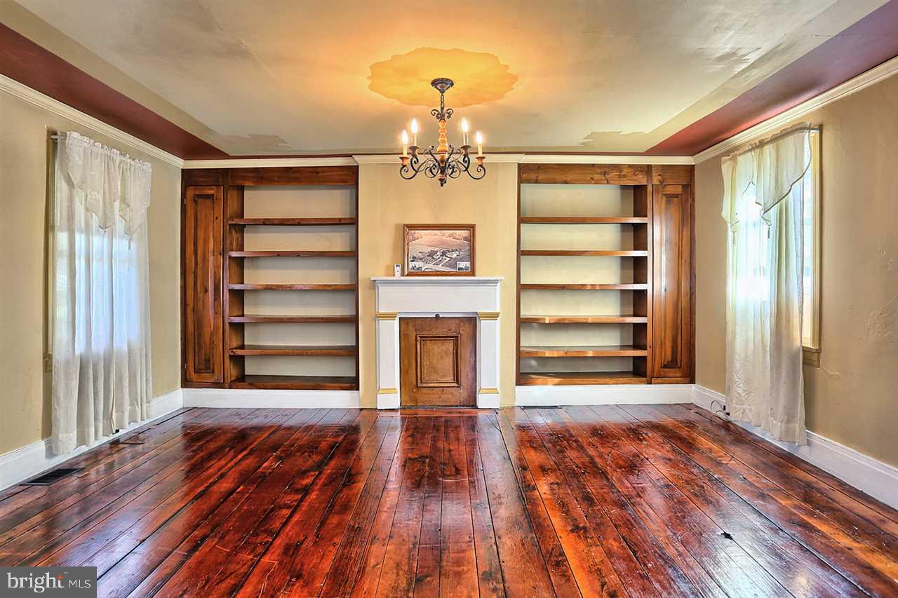 181 Ridge Hill Road Mechanicsburg, PA 17050 - Photo 10 of 25 Gallery Image 10