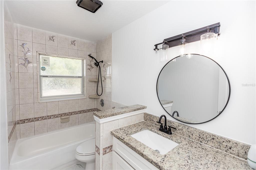 5508 Meridian Way Orlando, FL 32808 - Photo 29 of 30 Bathroom 2