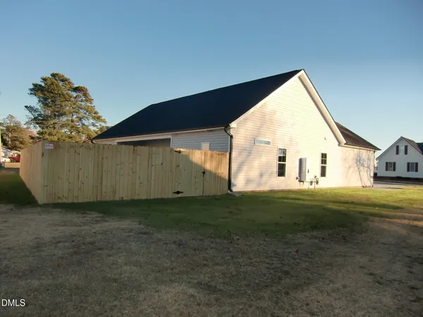$295,000 | 100 Covington Lane, Dunn, NC 28334