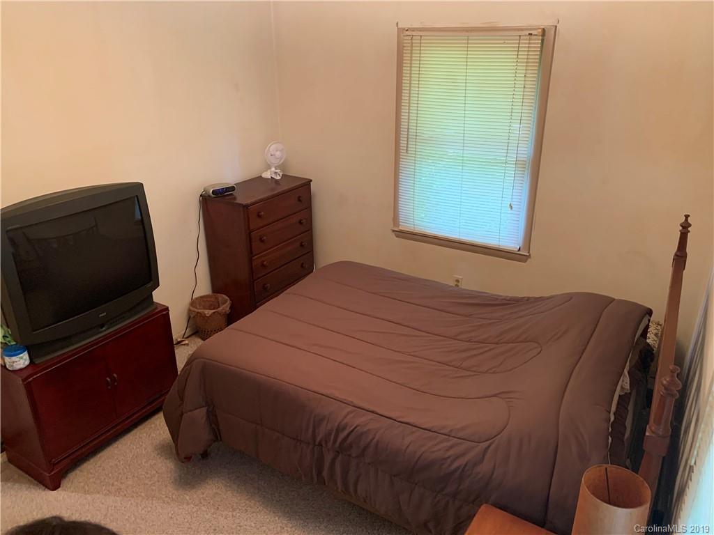 168 Livingston Road Fletcher, NC 28732 - Photo 20 of 21 Gallery Image 20