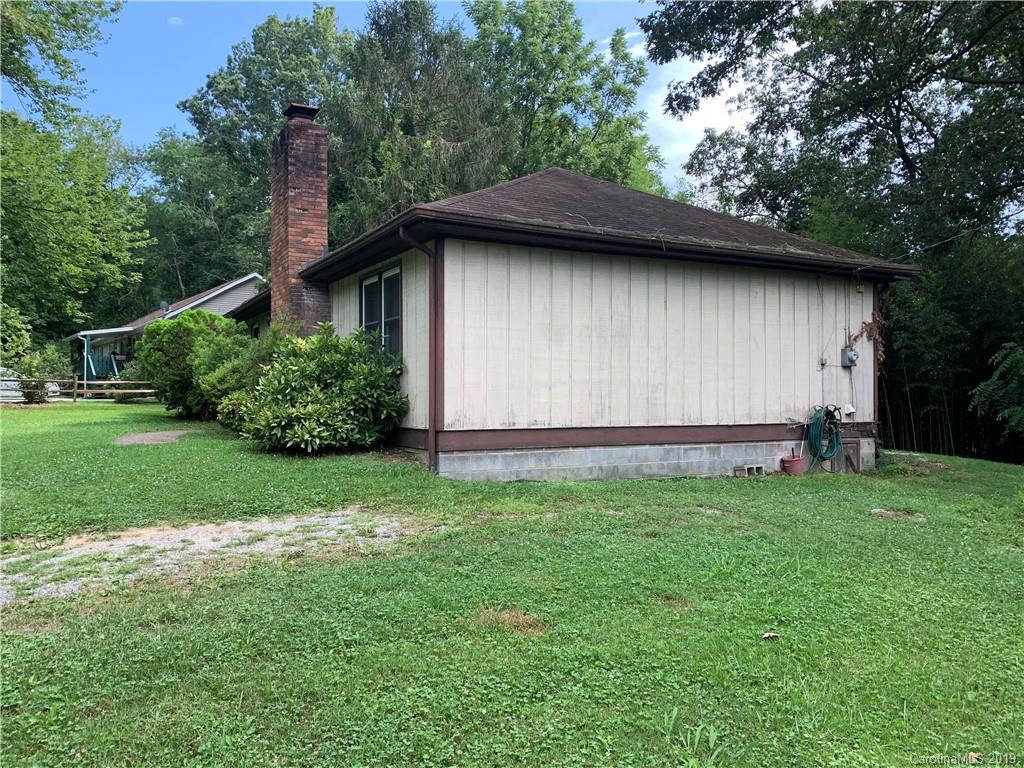 168 Livingston Road Fletcher, NC 28732 - Photo 4 of 21 Gallery Image 4