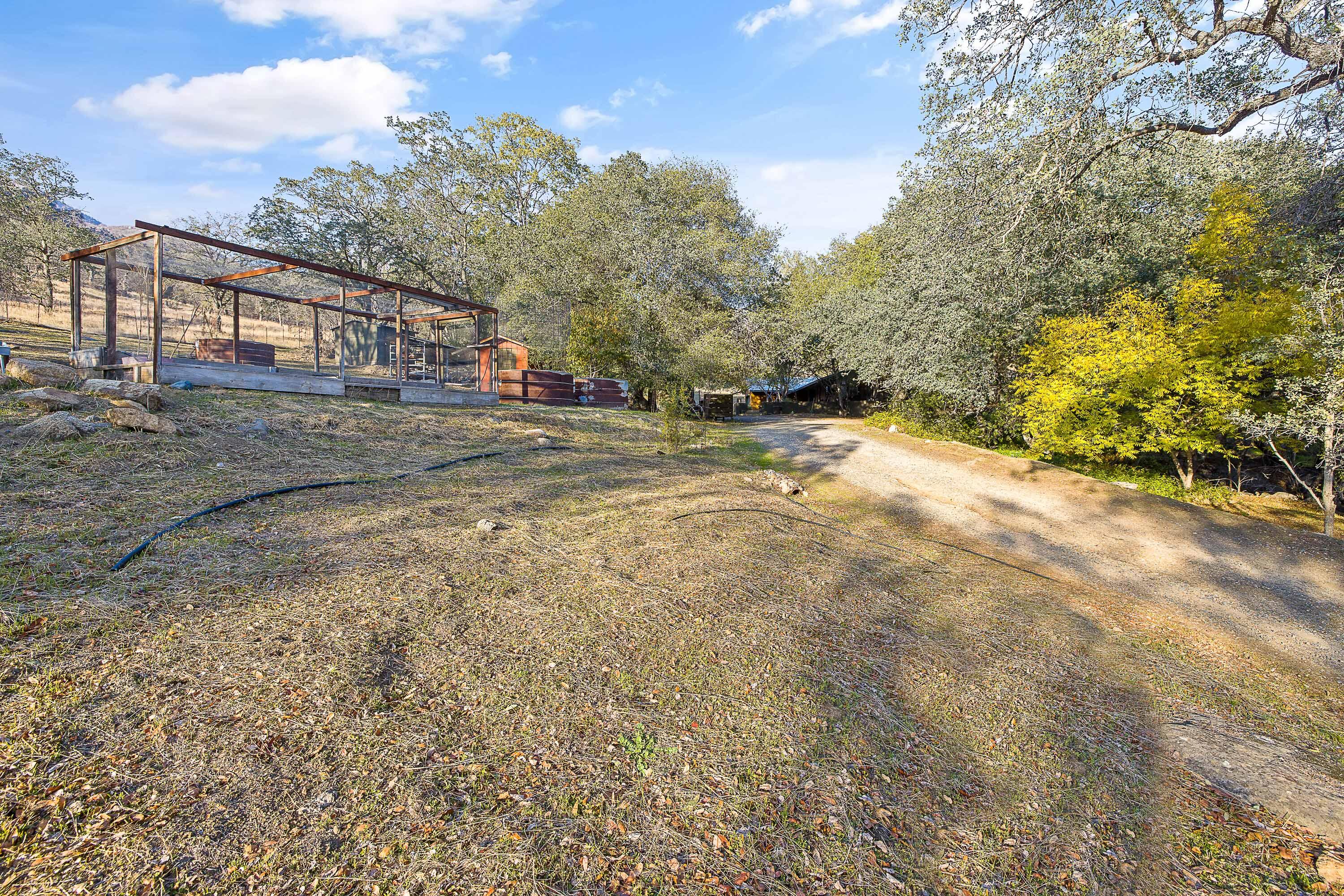 44879 Dinely Drive Three Rivers, CA 93271 - Photo 47 of 67 -