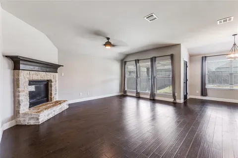 $278,000 | 2022 Rosebury Lane, Forney, TX 75126