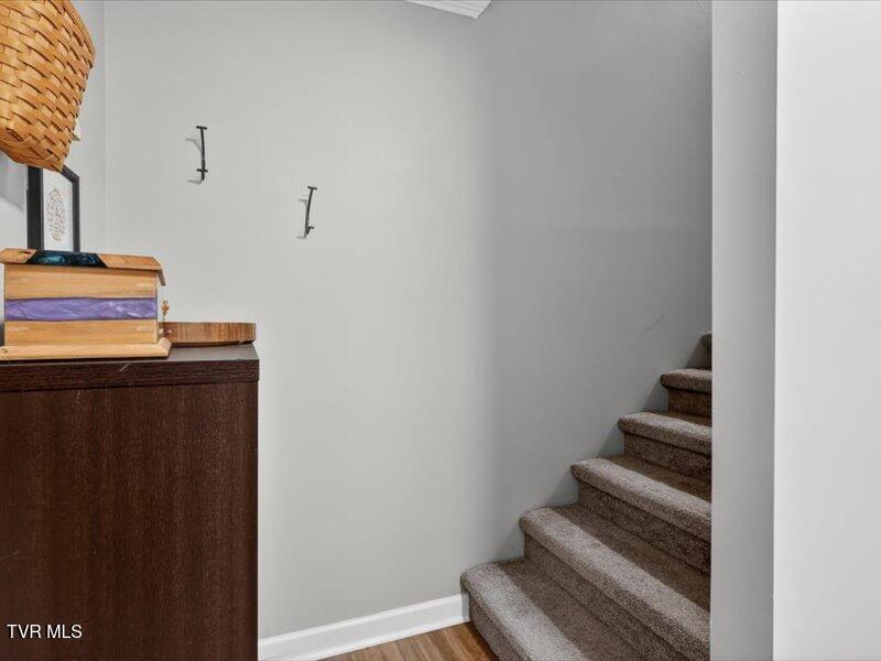 2201 Cherokee Road, Unit 5 Johnson City, TN 37604 - Photo 14 of 28 13-2201-Cherokee-Rd-unit-5-Johnson-City-