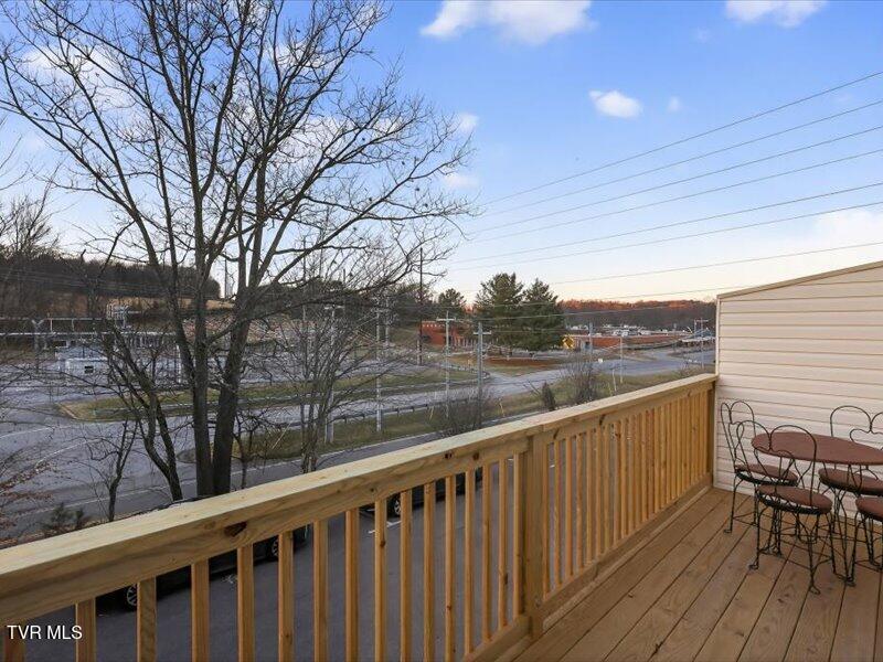 2201 Cherokee Road, Unit 5 Johnson City, TN 37604 - Photo 4 of 28 26-2201-Cherokee-Rd-unit-5-Johnson-City-