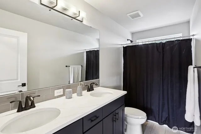 $875,000 | 17503 Southeast 254th Street, Covington, WA 98042