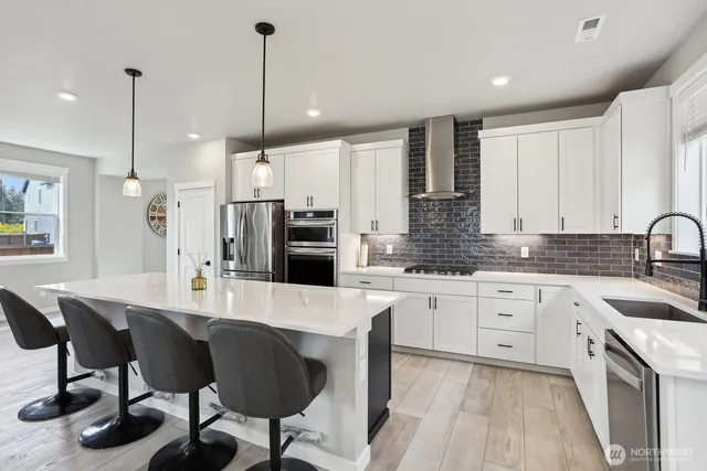 $875,000 | 17503 Southeast 254th Street, Covington, WA 98042