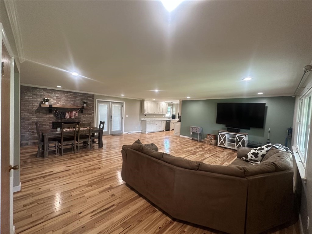 329 Wash Lesley Road Pickens, SC 29671 - Photo 5 of 14 Gallery Image 5