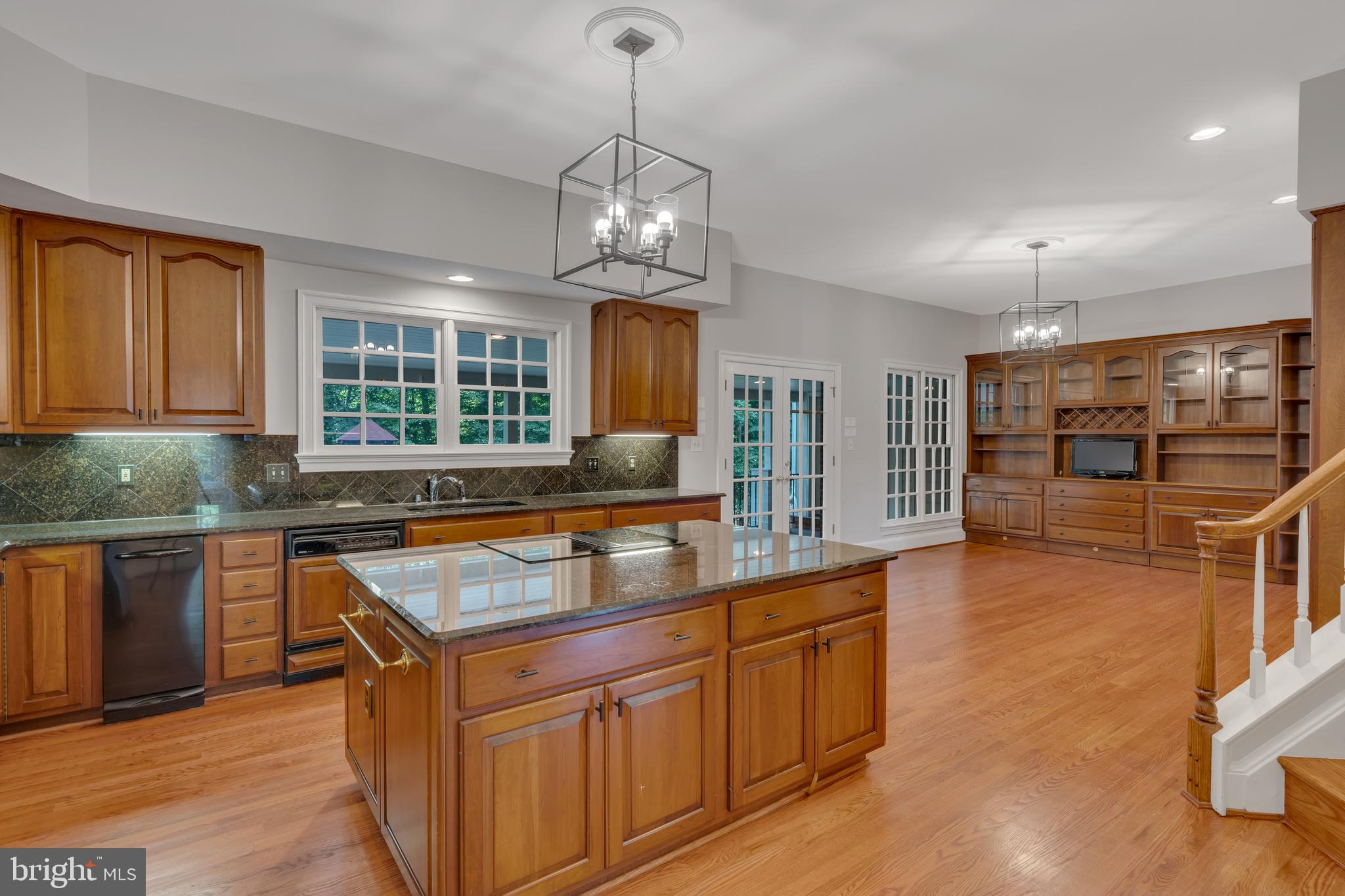 190 Falcon Ridge Road Great Falls, VA 22066 - Photo 16 of 74 Plenty of Storage Cabinets & Custom Built-ins