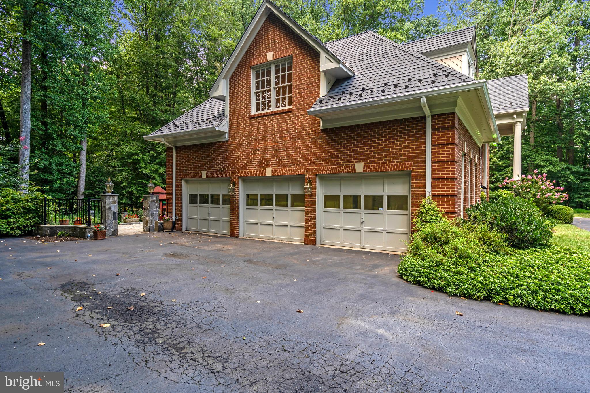 190 Falcon Ridge Road Great Falls, VA 22066 - Photo 6 of 74 An Over-sized Driveway with 3-car Garage