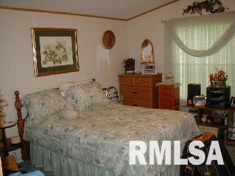 1452 Worman's Road Quincy, IL 62301 - Photo 4 of 6 Gallery Image 4