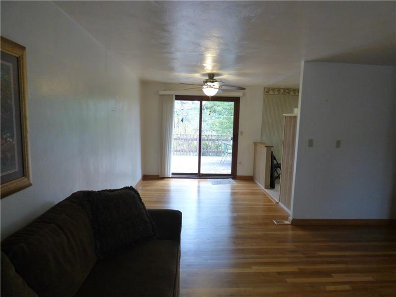 756 Lindsay Road Carnegie, PA 15106 - Photo 11 of 23 Gallery Image 11