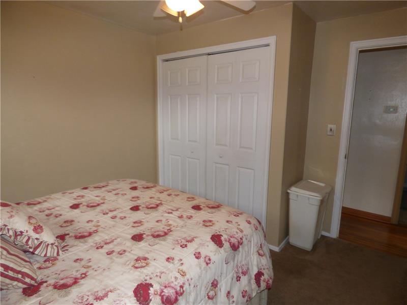 756 Lindsay Road Carnegie, PA 15106 - Photo 13 of 23 Gallery Image 13