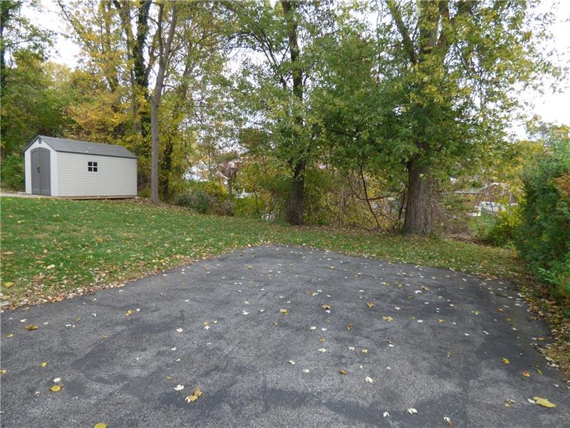 756 Lindsay Road Carnegie, PA 15106 - Photo 21 of 23 Gallery Image 21