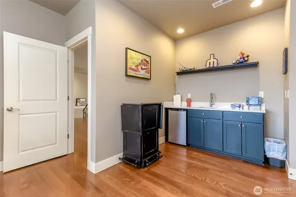 $2,599,995 | 16609 139th Avenue East, Puyallup, WA 98374