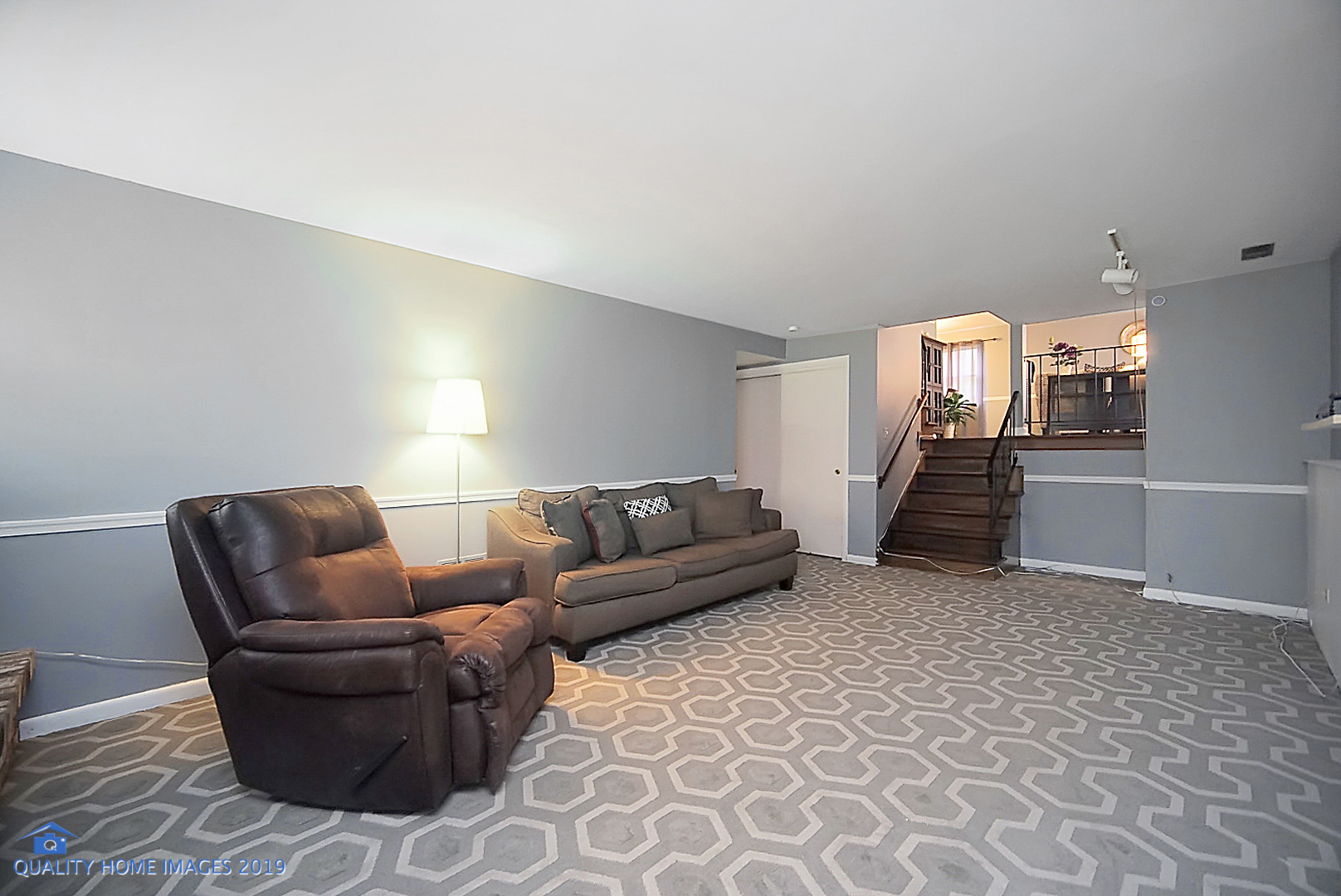 5119 Riverside Drive Richton Park, IL 60471 - Photo 15 of 26 a living room with furniture and a rug