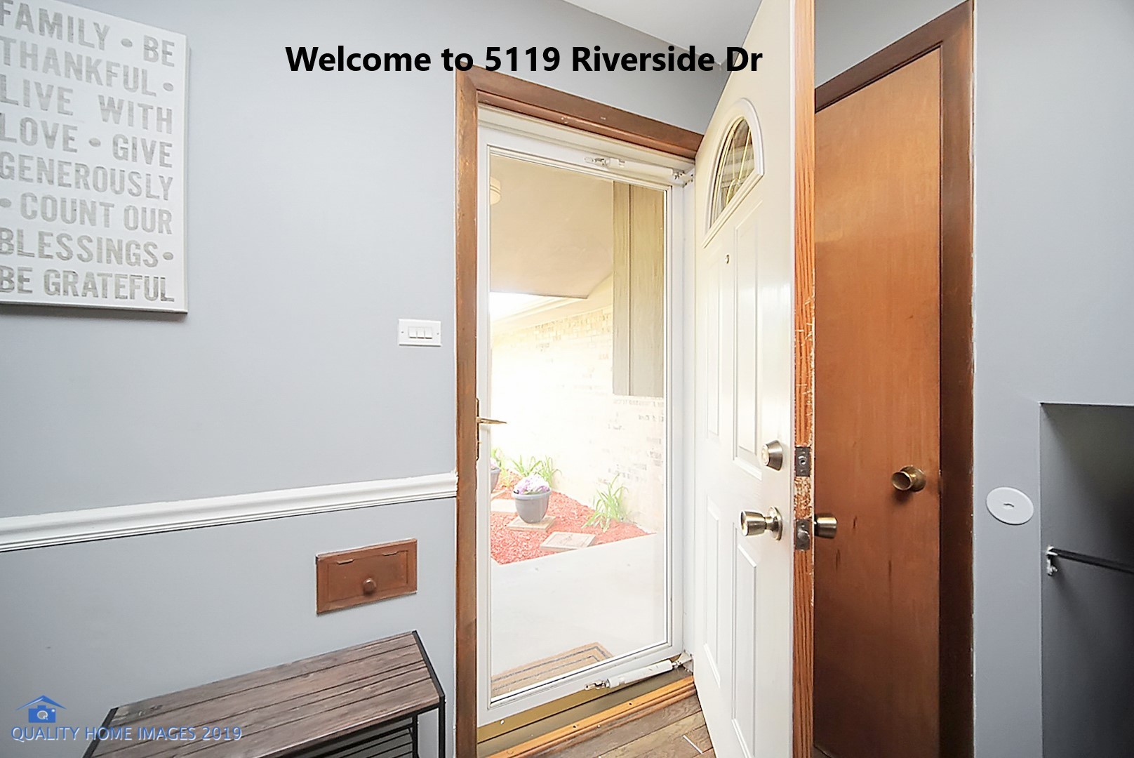 5119 Riverside Drive Richton Park, IL 60471 - Photo 3 of 26