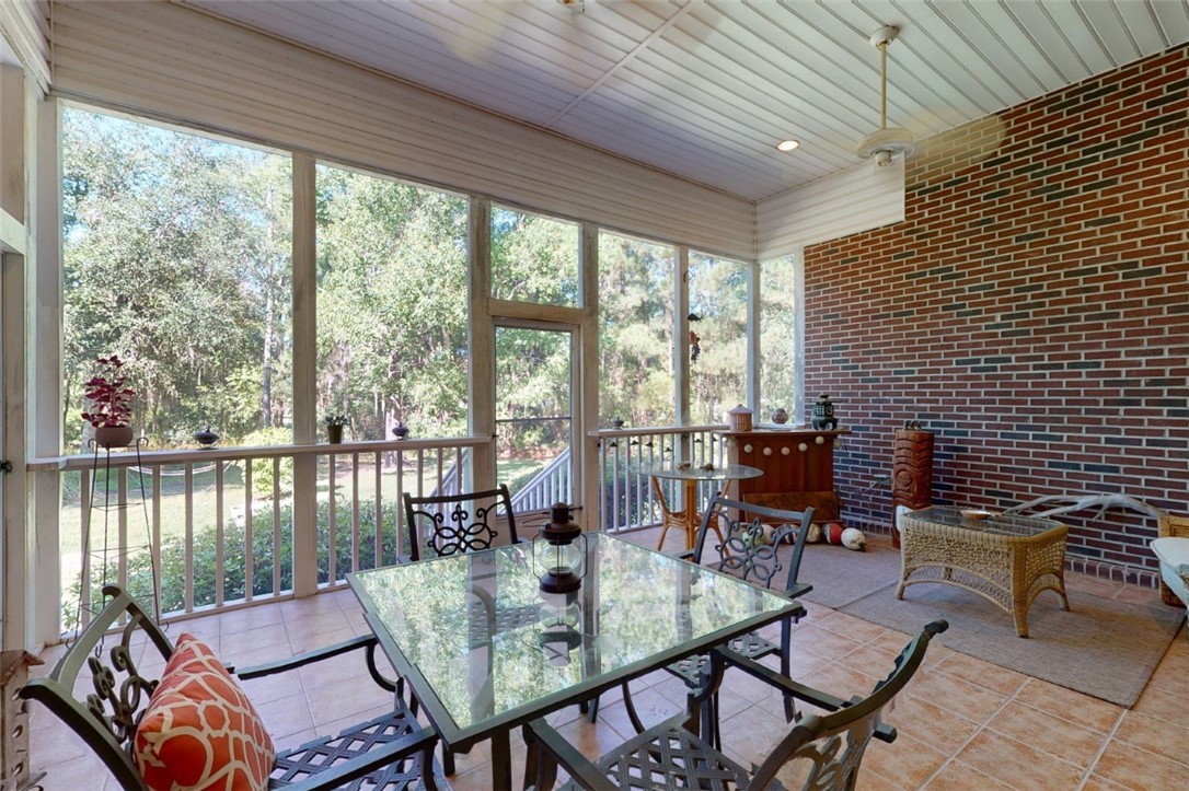 113 Mariners Walk Brunswick, GA 31523 - Photo 12 of 39 Private views of backyard