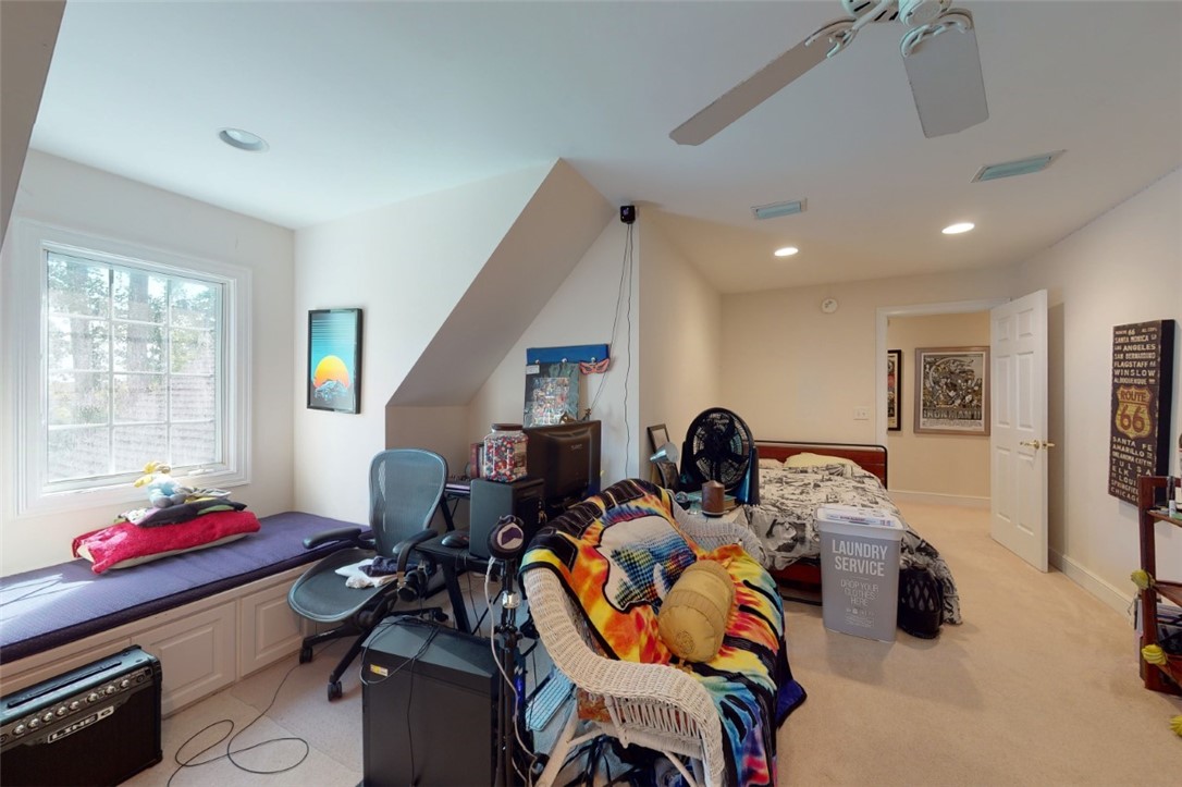 113 Mariners Walk Brunswick, GA 31523 - Photo 34 of 39 5th Bedroom