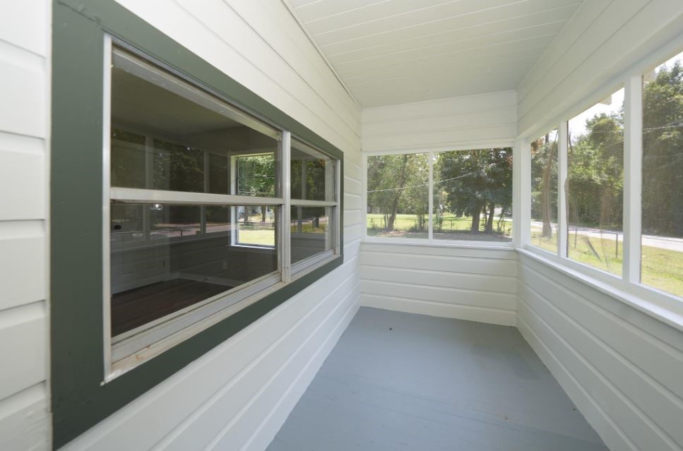 701 Clay Street Cleveland, TX 77327 - Photo 5 of 18 Screened-In Porch