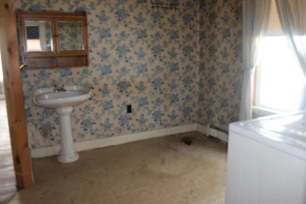 $110,000 | 6 Sherman Street, Island Falls, ME 04747