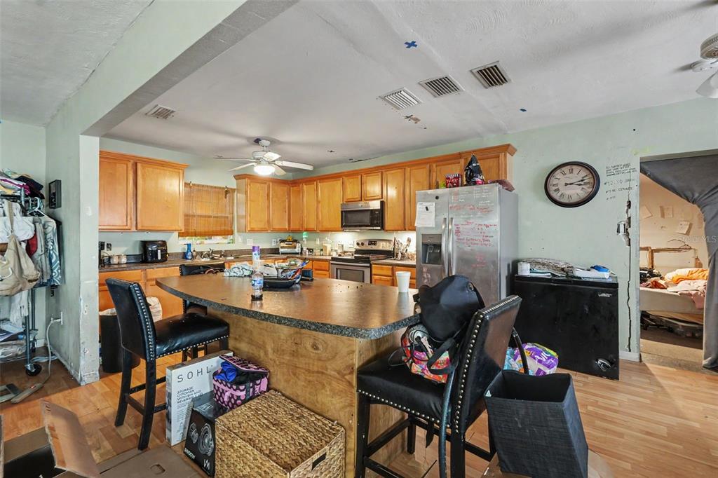 1358 South Keene Road Clearwater, FL 33756 - Photo 12 of 48