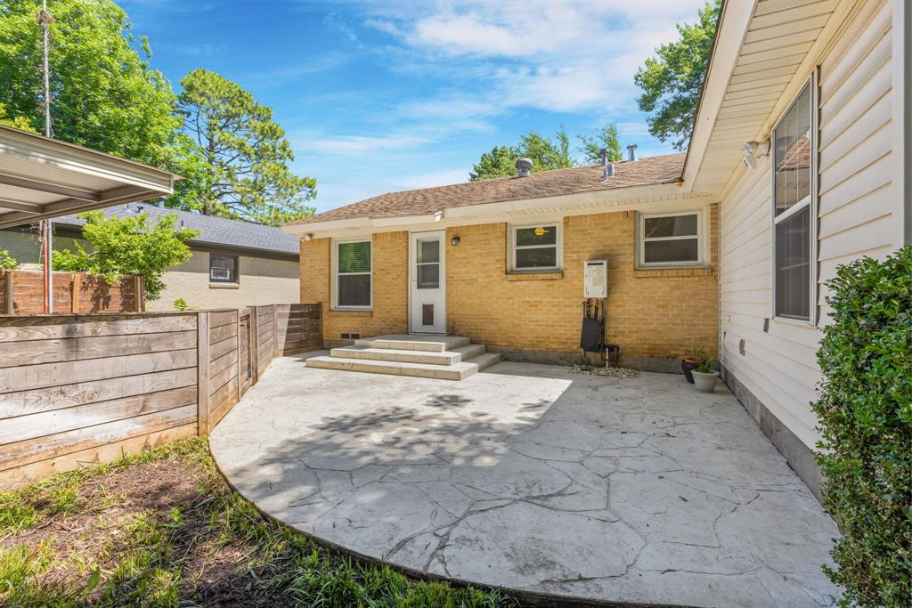 563 Hambrick Road Dallas, TX 75218 - Photo 28 of 36