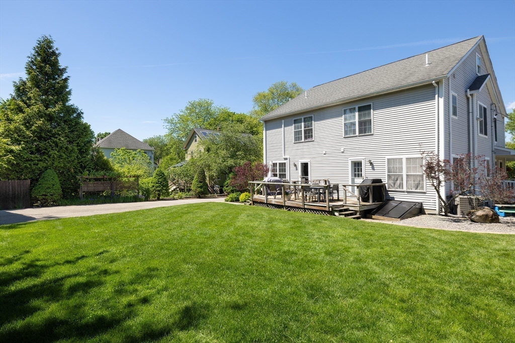 46 Howland Street, Unit 46 Needham, MA 02492 - Photo 17 of 18