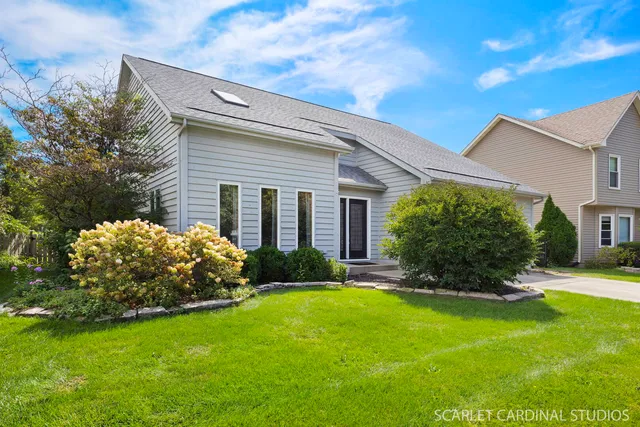 $515,000 | 2474 Wendover Drive, Naperville, IL 60565