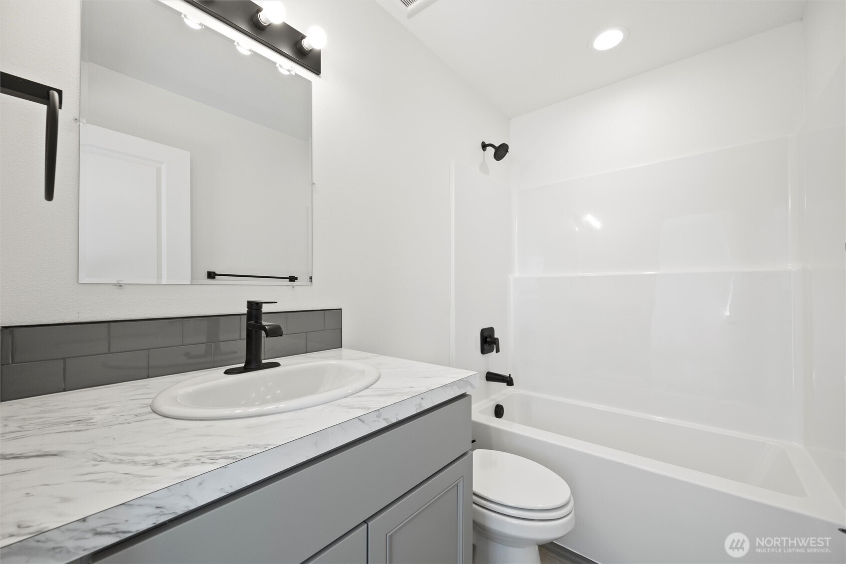 653 East Franklin Street Connell, WA 99326 - Photo 14 of 26