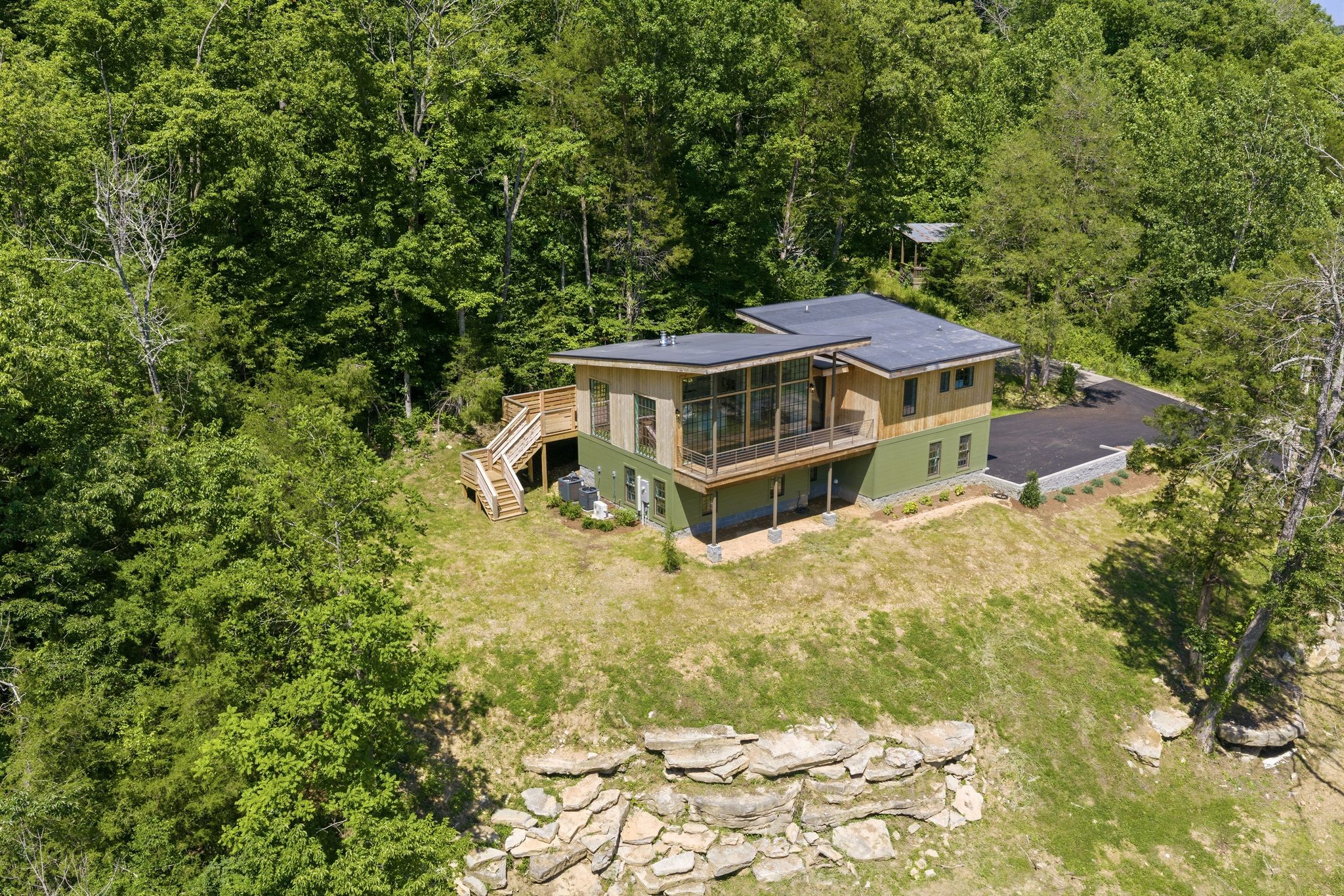 1075 Dog Creek Road Kingston Springs, TN 37082 - Photo 8 of 58