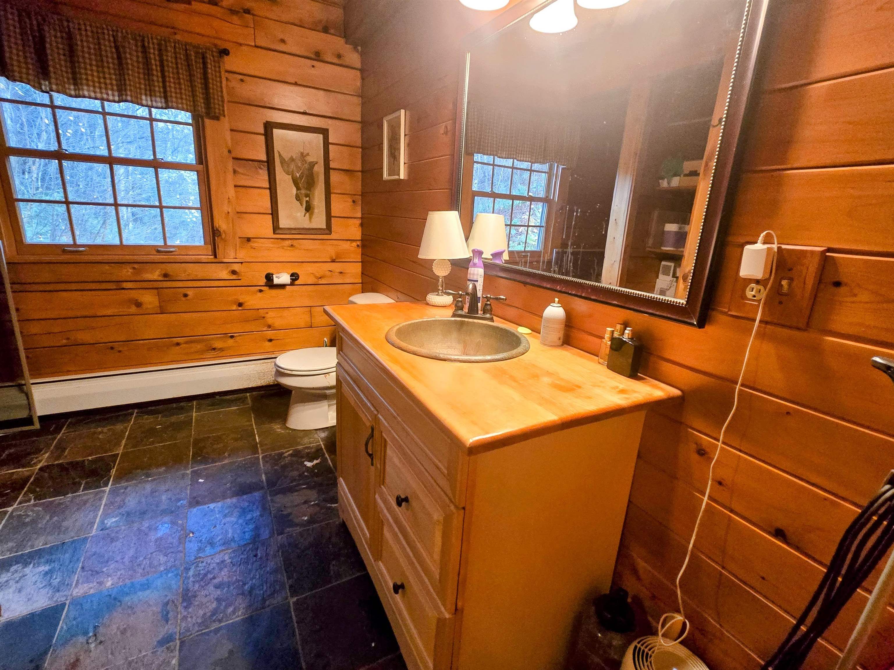 1727 Highway 14 Irasburg, VT 05845 - Photo 12 of 26