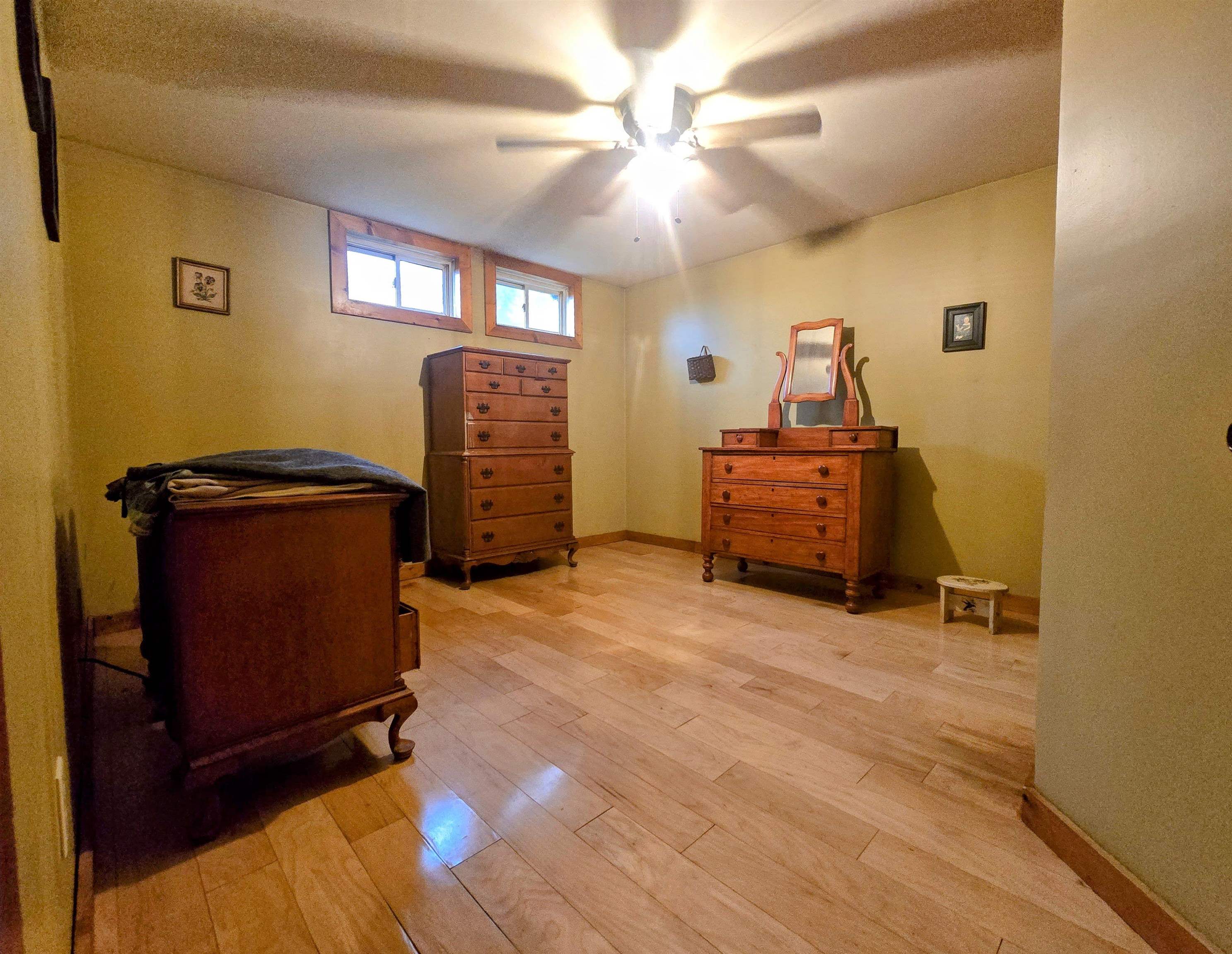 1727 Highway 14 Irasburg, VT 05845 - Photo 20 of 26