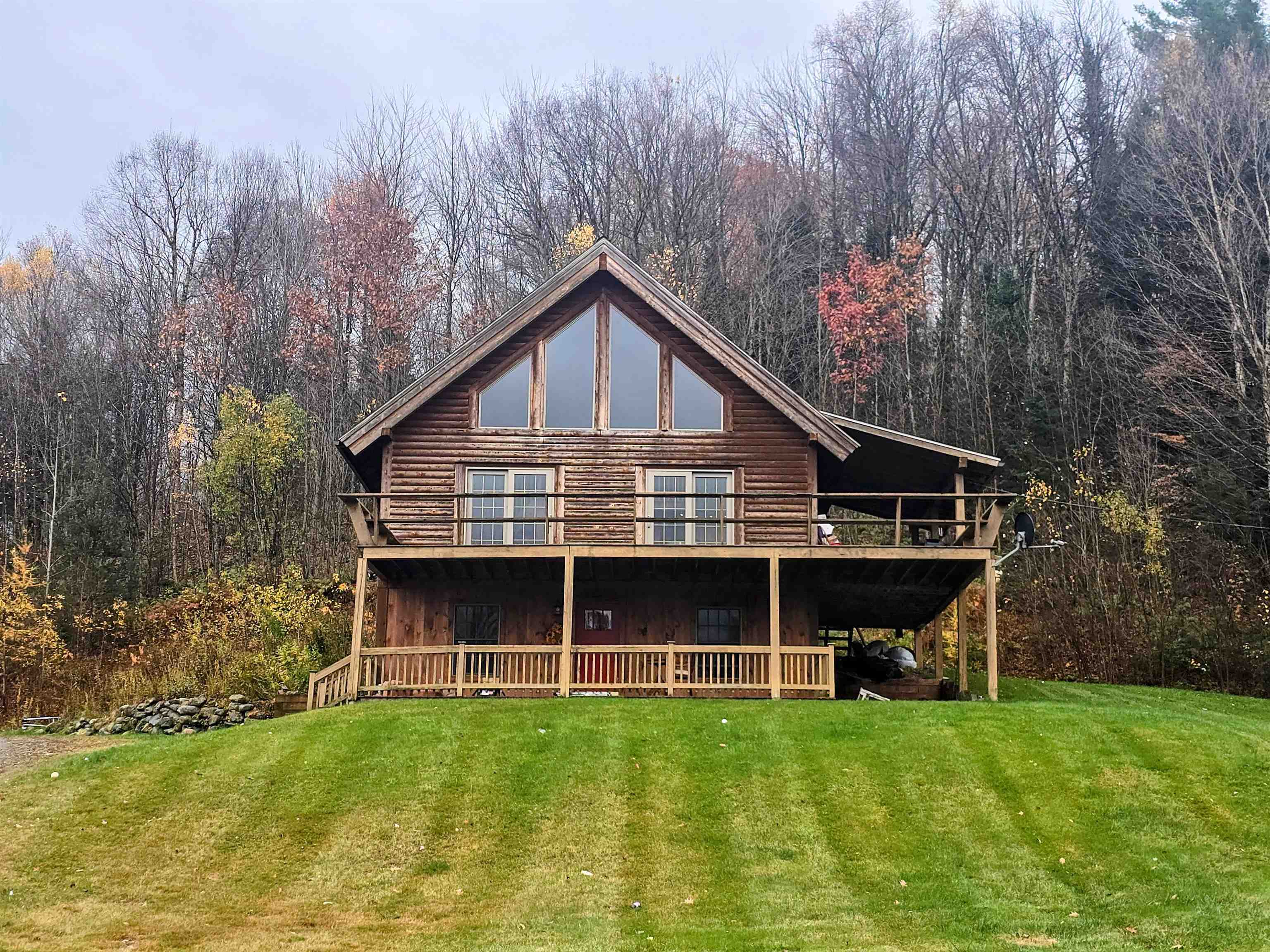 1727 Highway 14 Irasburg, VT 05845 - Photo 2 of 26