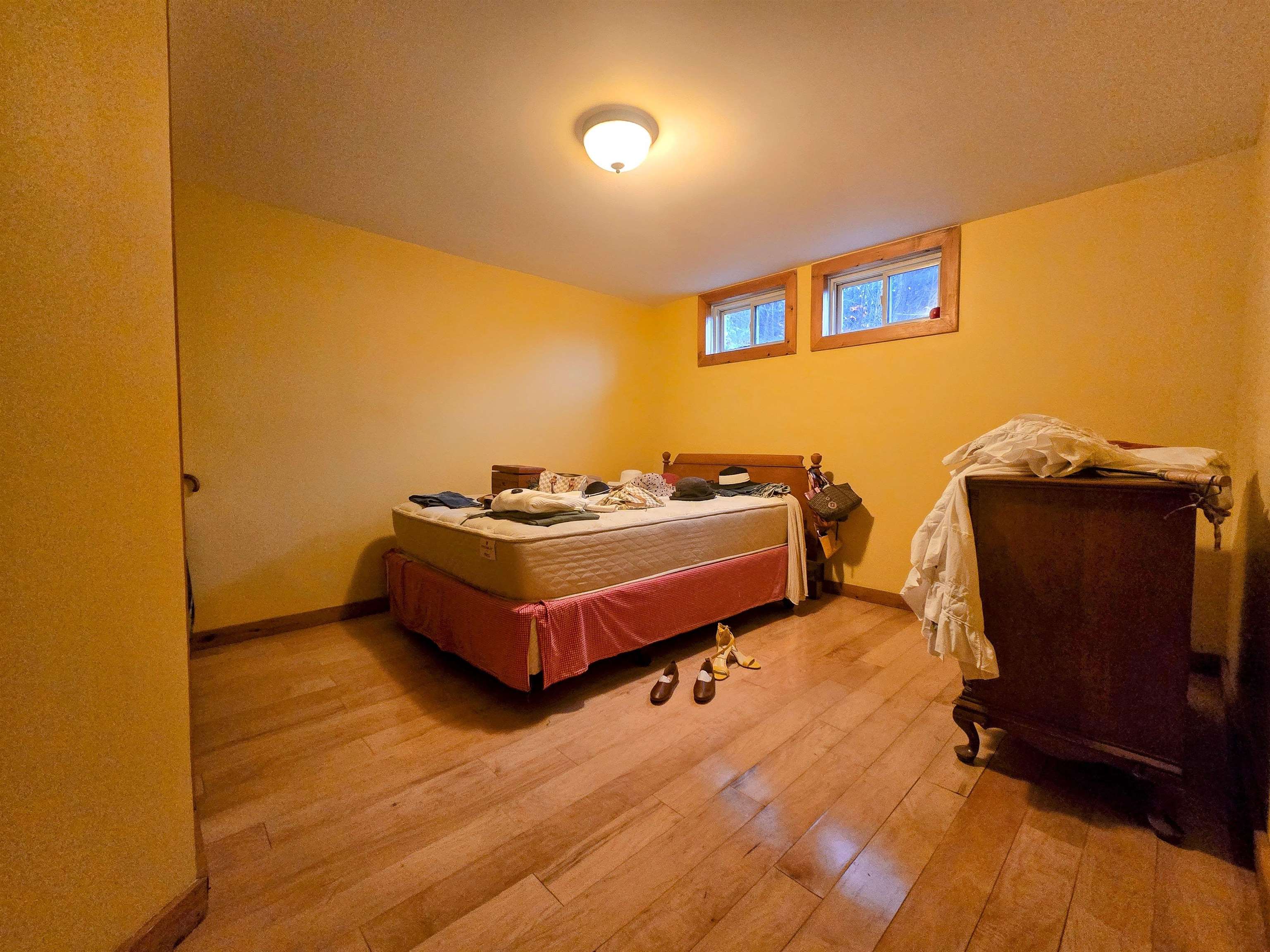 1727 Highway 14 Irasburg, VT 05845 - Photo 21 of 26