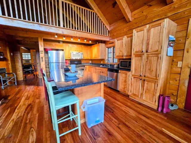 $390,000 | 1727 Highway 14, Irasburg, VT 05845