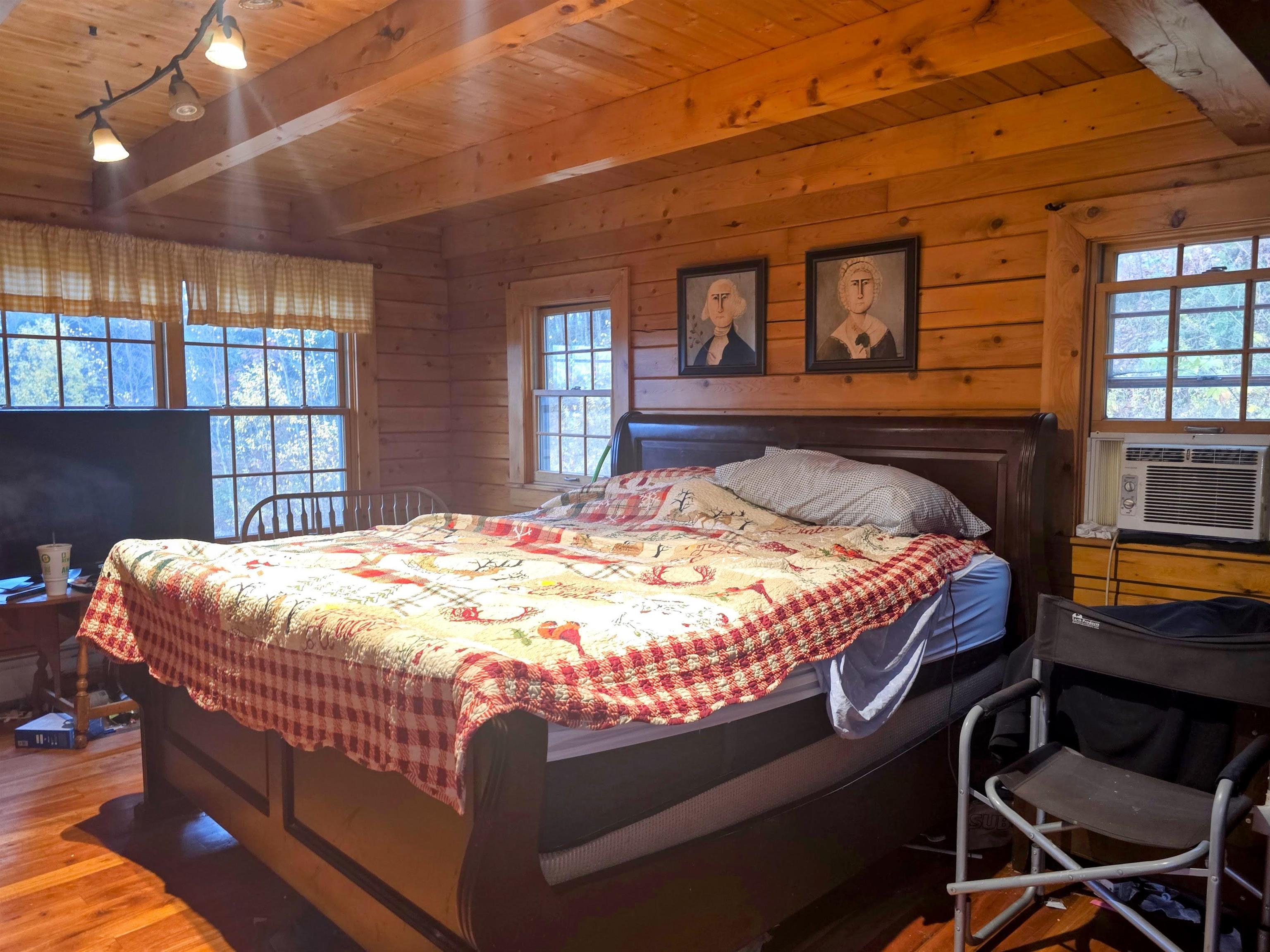 1727 Highway 14 Irasburg, VT 05845 - Photo 10 of 26