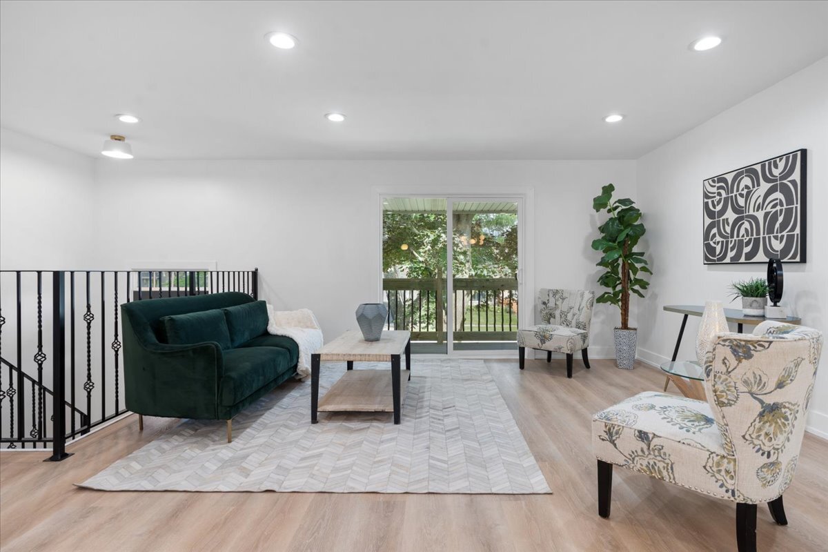 449 White Pine Road Buffalo Grove, IL 60089 - Photo 9 of 34 Gallery Image 9