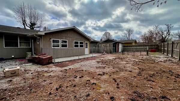 $215,000 | 207 North Illinois Avenue, West Frankfort, IL 62896