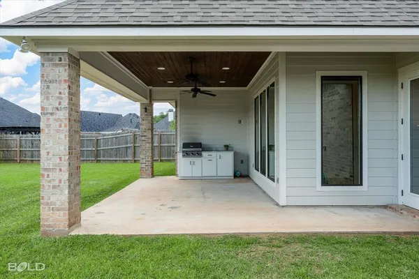 $549,000 | 628 Dumaine Drive, Bossier City, LA 71111